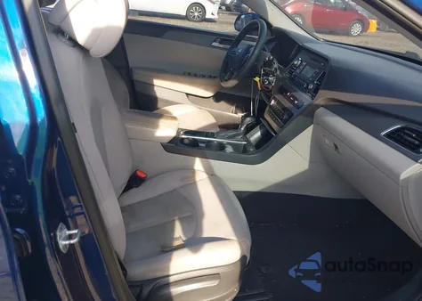 2017 Hyundai Sonata из США, поврежденный, VIN 5NPE24AFXHH567552